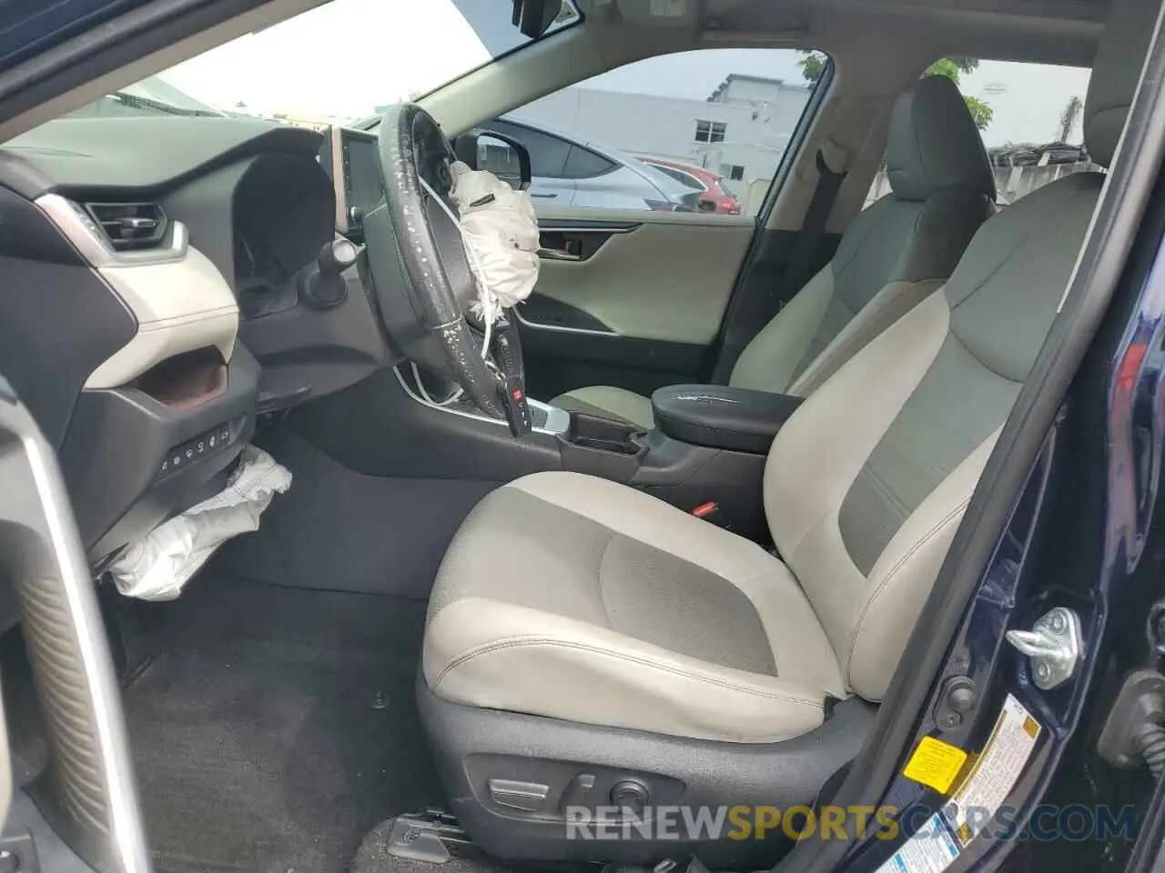 7 Photograph of a damaged car JTMN1RFV3KD519307 TOYOTA RAV4 2019