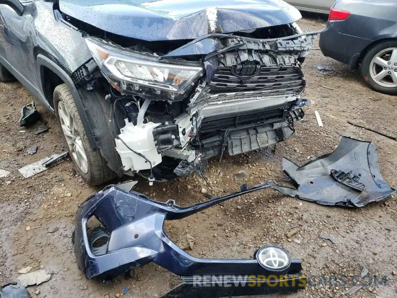 9 Photograph of a damaged car JTMN1RFV3KD520604 TOYOTA RAV4 2019