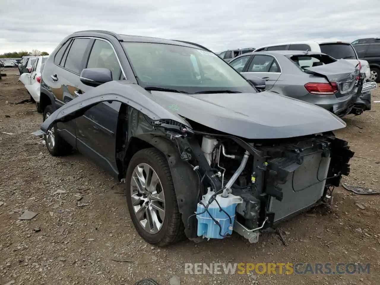 1 Photograph of a damaged car JTMN1RFV3KJ004616 TOYOTA RAV4 2019