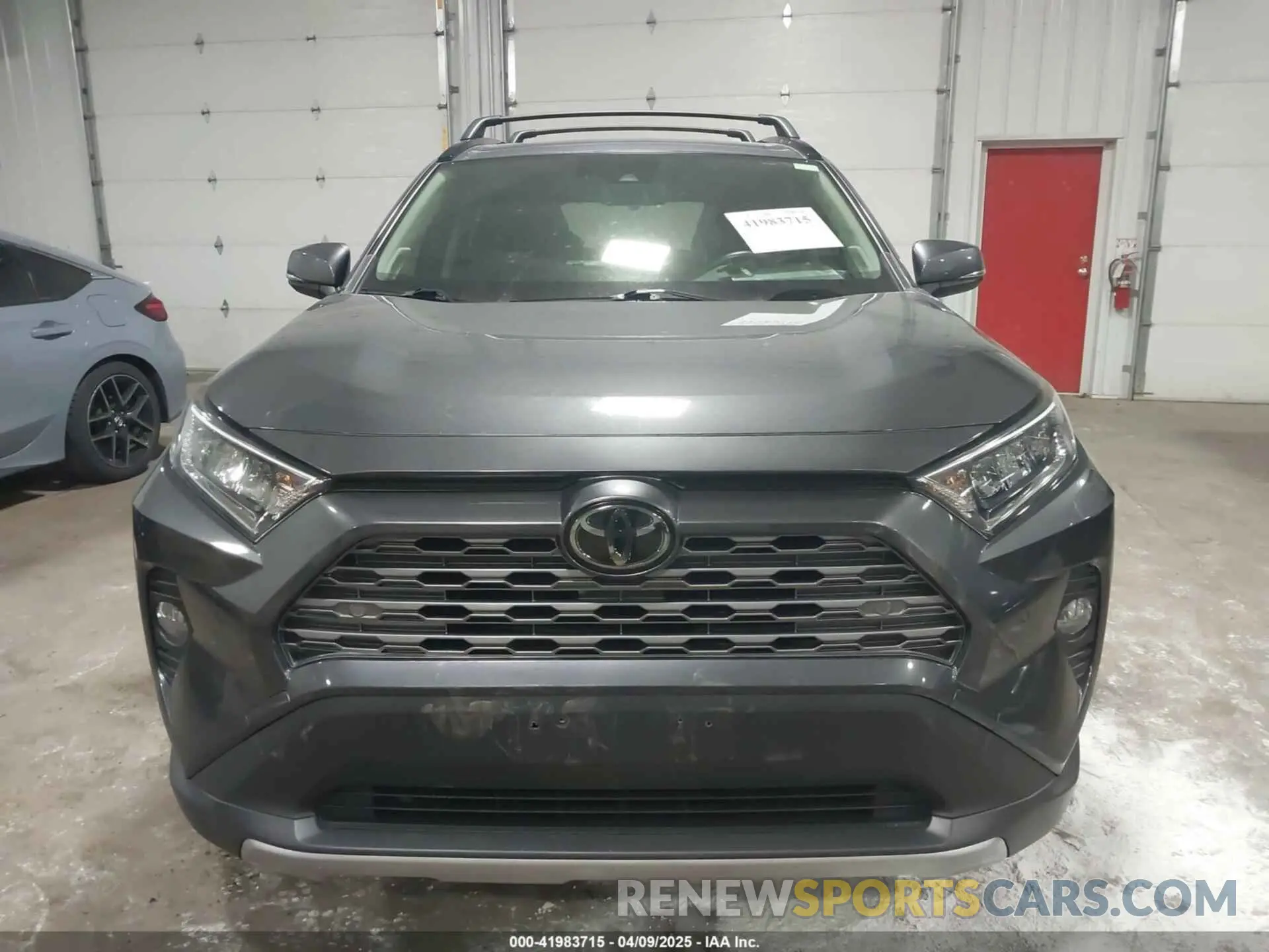 13 Photograph of a damaged car JTMN1RFV4KD027417 TOYOTA RAV4 2019