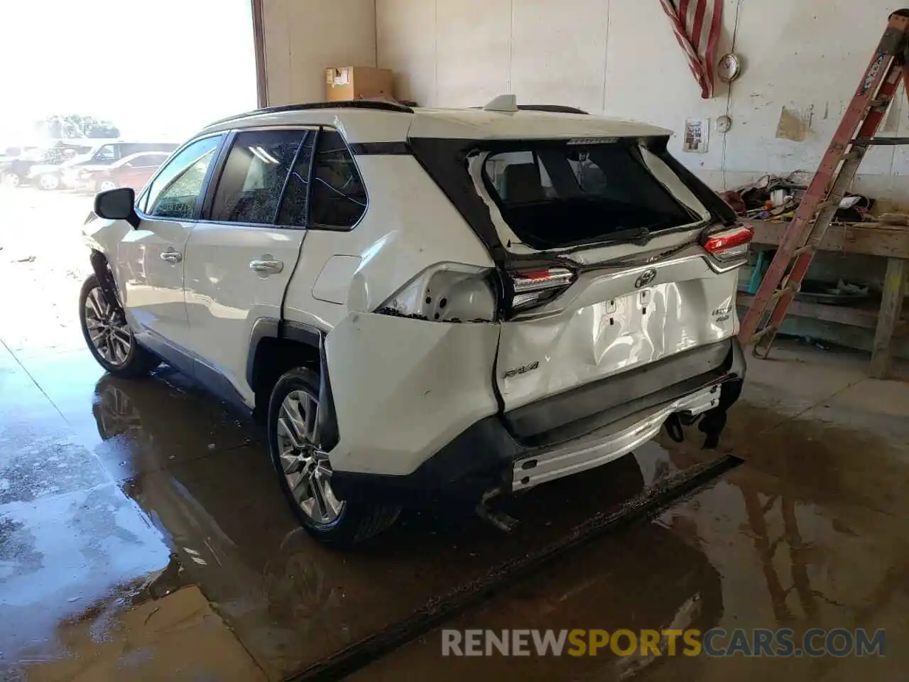 3 Photograph of a damaged car JTMN1RFV4KD505075 TOYOTA RAV4 2019