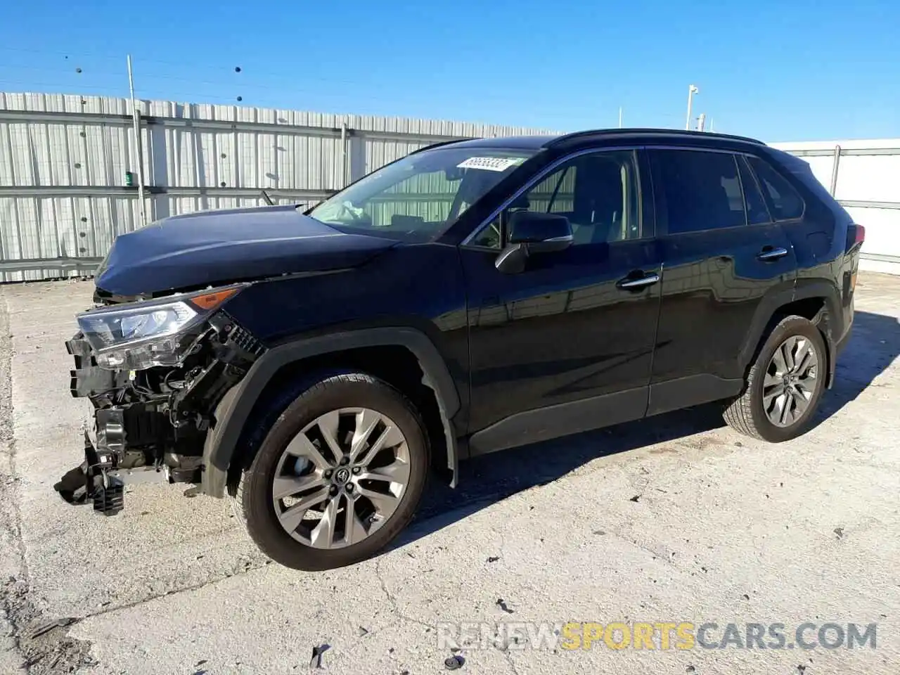 1 Photograph of a damaged car JTMN1RFV4KD505304 TOYOTA RAV4 2019