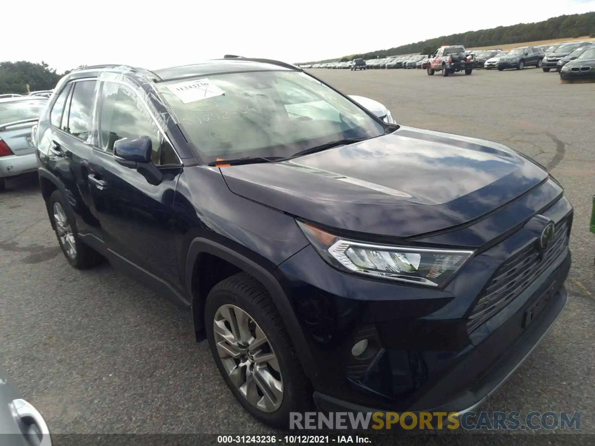 1 Photograph of a damaged car JTMN1RFV4KD506422 TOYOTA RAV4 2019