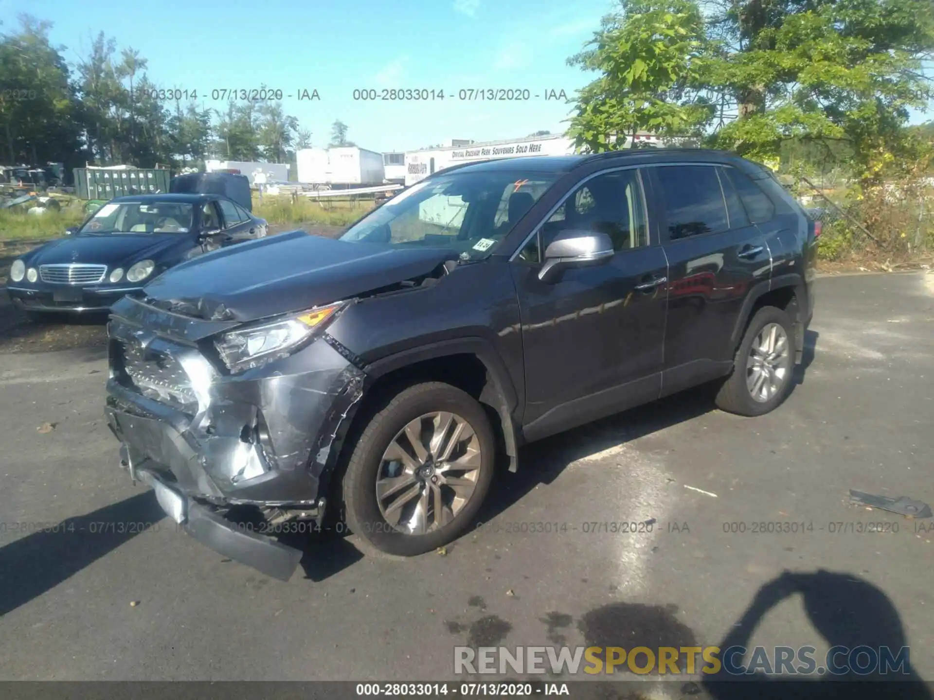 2 Photograph of a damaged car JTMN1RFV4KD507070 TOYOTA RAV4 2019