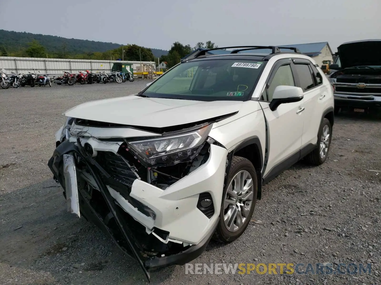 2 Photograph of a damaged car JTMN1RFV4KD522572 TOYOTA RAV4 2019
