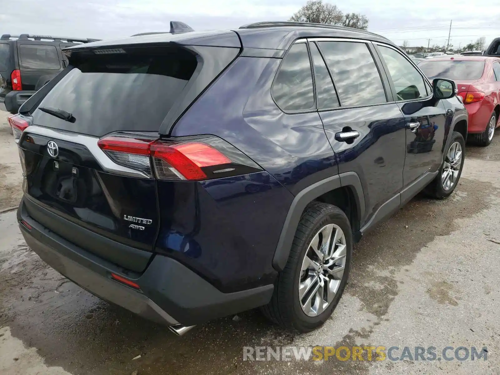 4 Photograph of a damaged car JTMN1RFV5KD503013 TOYOTA RAV4 2019