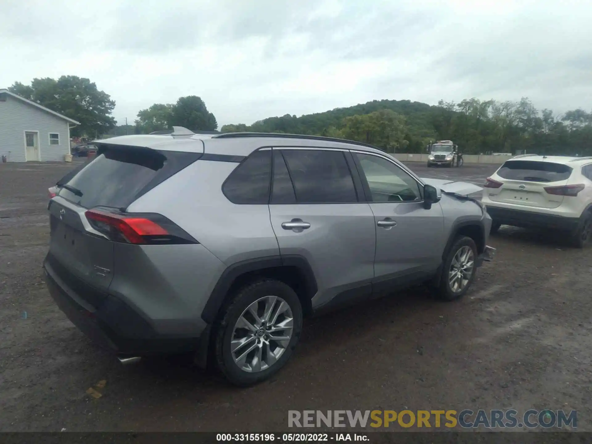 4 Photograph of a damaged car JTMN1RFV6KD522332 TOYOTA RAV4 2019