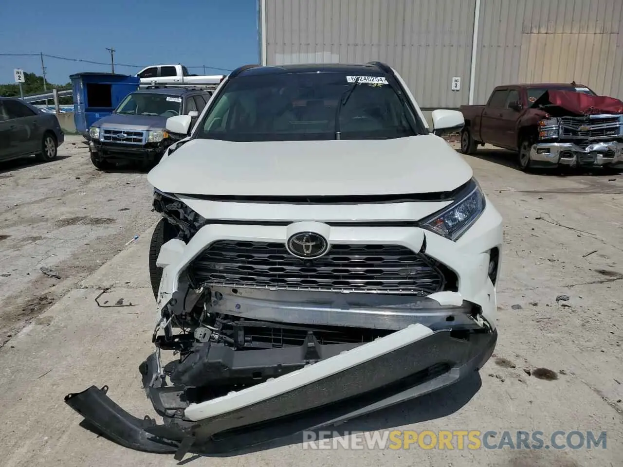 5 Photograph of a damaged car JTMN1RFV7KD501599 TOYOTA RAV4 2019