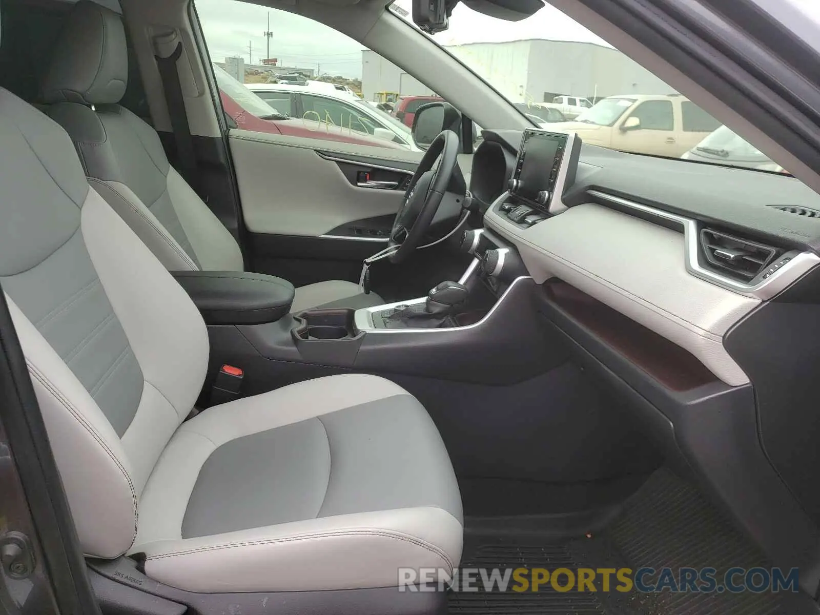 5 Photograph of a damaged car JTMN1RFV7KD505071 TOYOTA RAV4 2019
