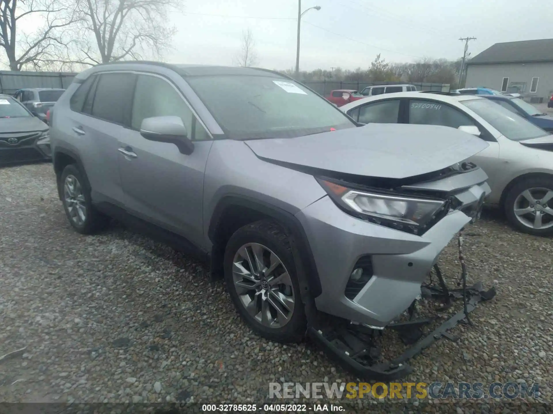 1 Photograph of a damaged car JTMN1RFV7KD516572 TOYOTA RAV4 2019