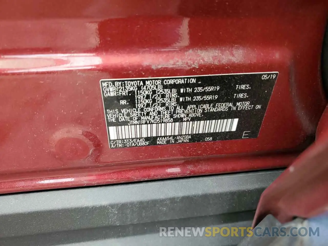 13 Photograph of a damaged car JTMN1RFV7KD519858 TOYOTA RAV4 2019