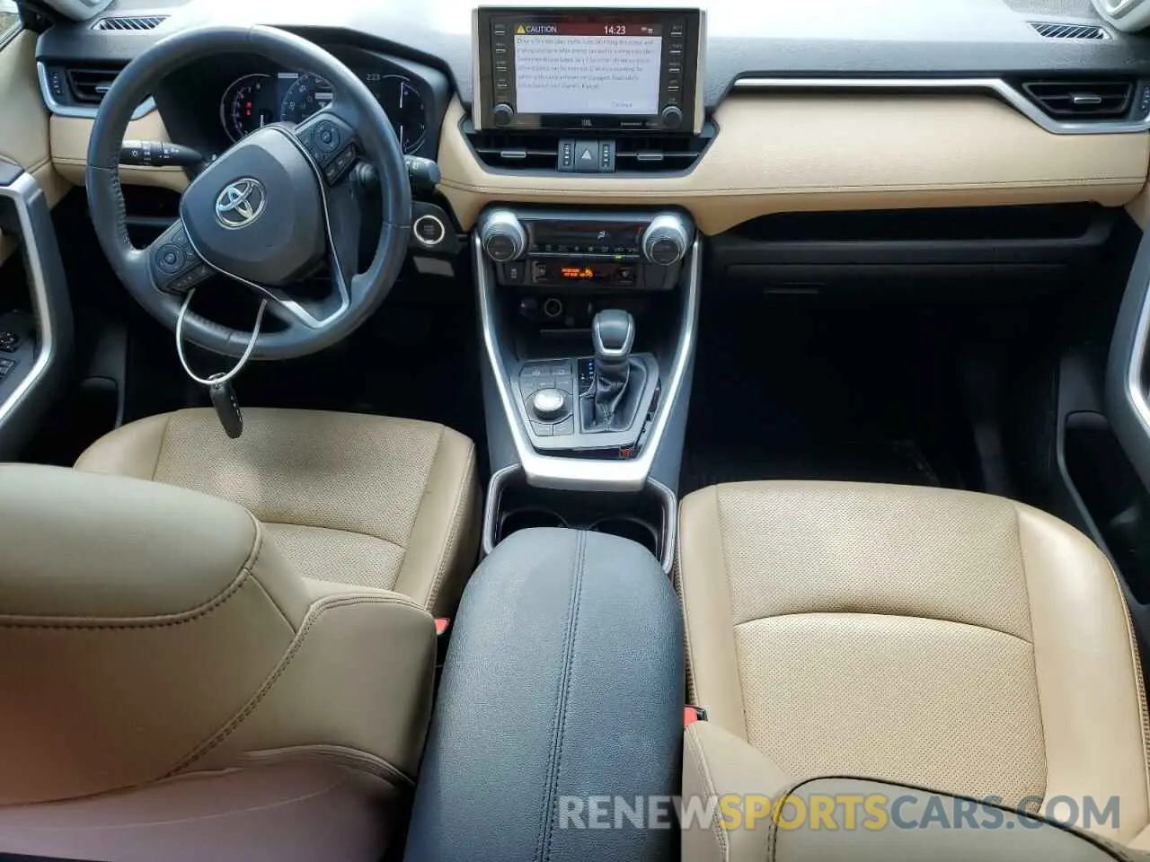 8 Photograph of a damaged car JTMN1RFV7KD519858 TOYOTA RAV4 2019
