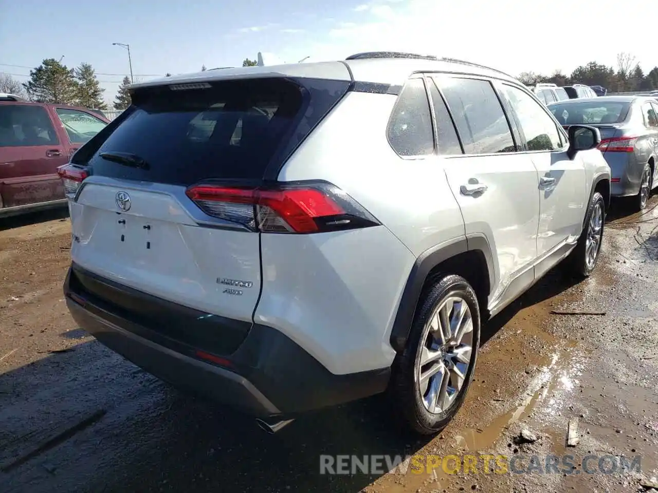 4 Photograph of a damaged car JTMN1RFV7KD520234 TOYOTA RAV4 2019