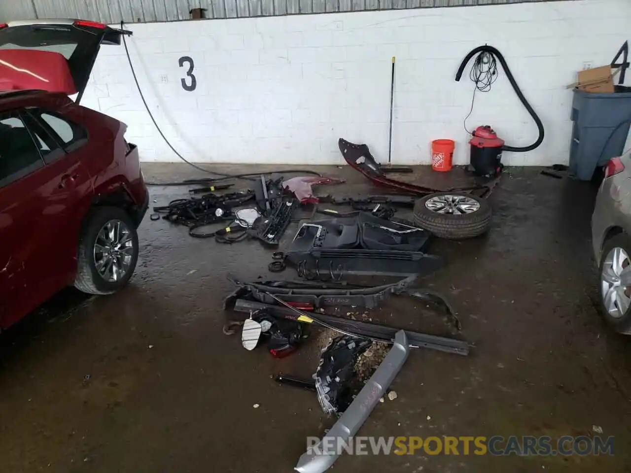 9 Photograph of a damaged car JTMN1RFV8KD018235 TOYOTA RAV4 2019