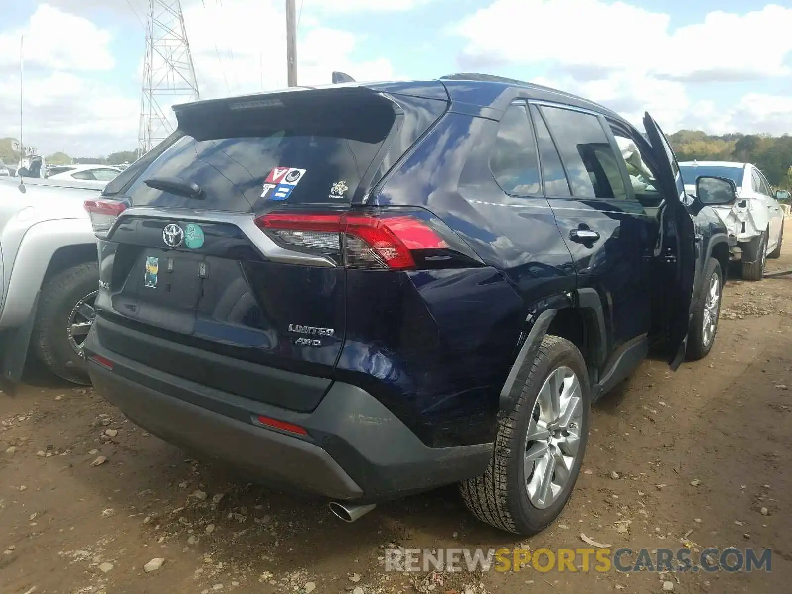 4 Photograph of a damaged car JTMN1RFV8KD521666 TOYOTA RAV4 2019