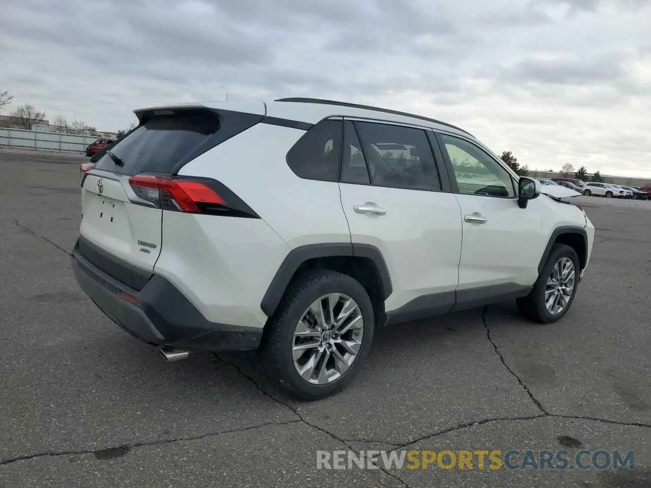 3 Photograph of a damaged car JTMN1RFV9KD513799 TOYOTA RAV4 2019