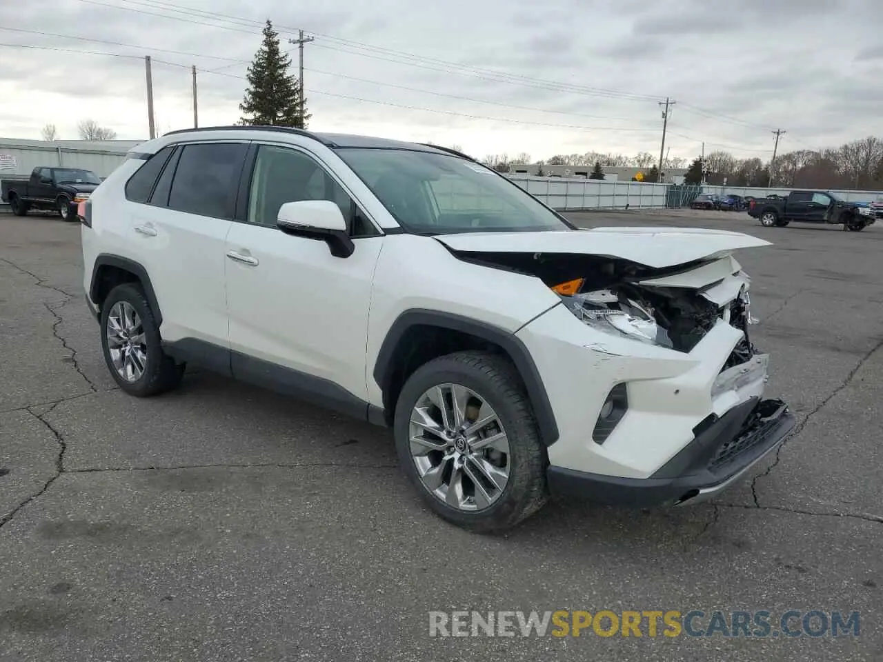 4 Photograph of a damaged car JTMN1RFV9KD513799 TOYOTA RAV4 2019