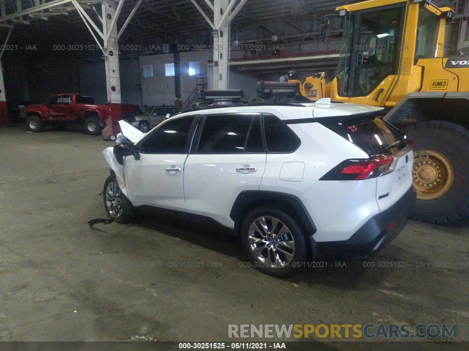 3 Photograph of a damaged car JTMN1RFV9KD518937 TOYOTA RAV4 2019