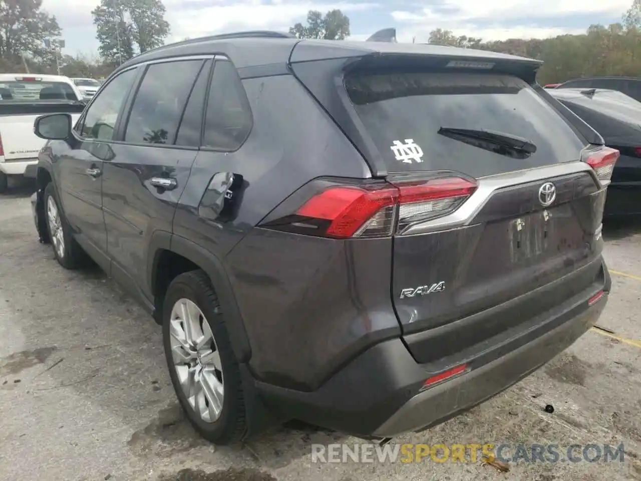 3 Photograph of a damaged car JTMN1RFV9KD519246 TOYOTA RAV4 2019