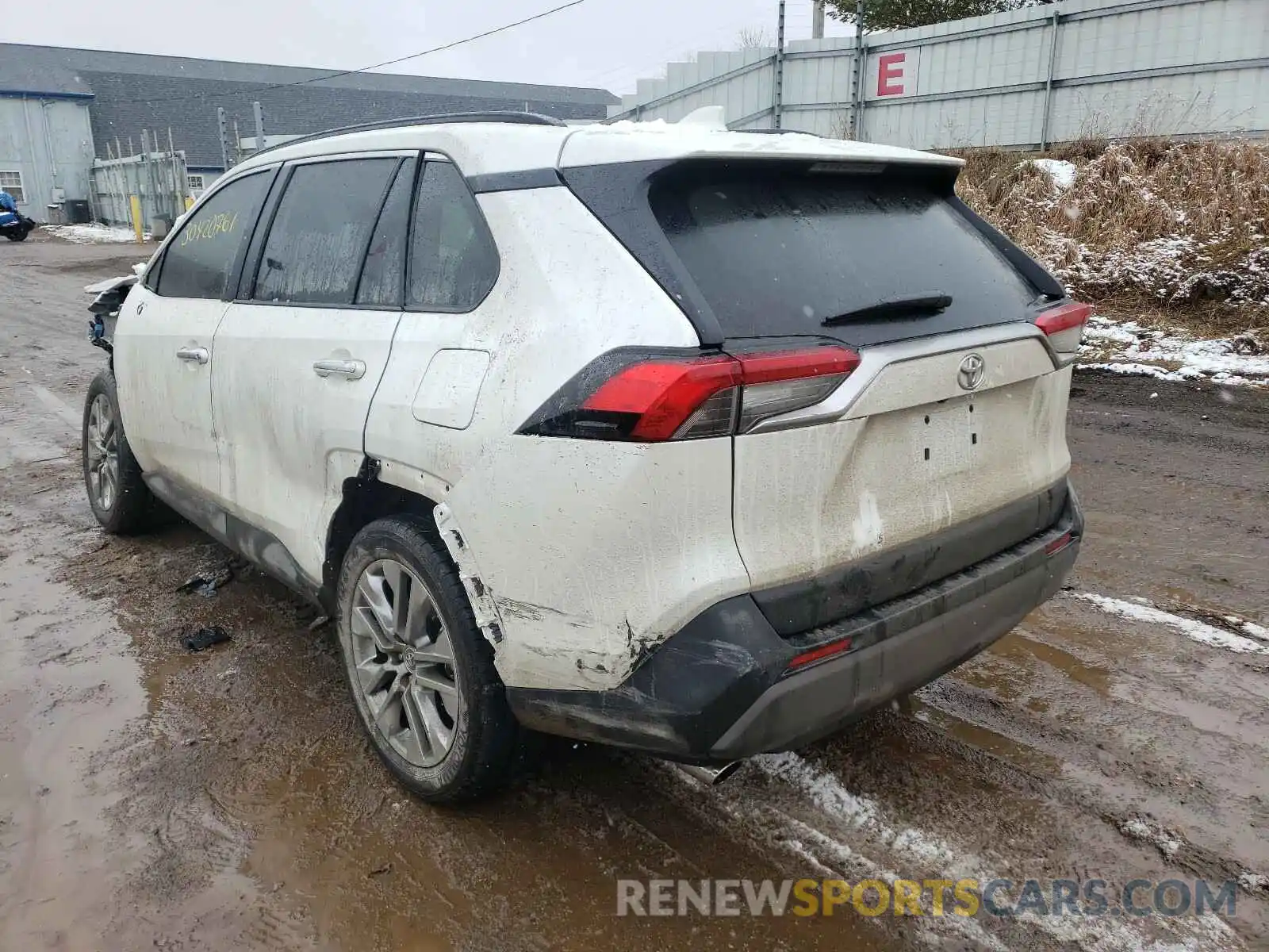 3 Photograph of a damaged car JTMN1RFVXKD518882 TOYOTA RAV4 2019