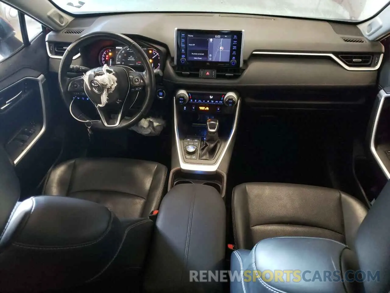 8 Photograph of a damaged car JTMN1RFVXKD524083 TOYOTA RAV4 2019