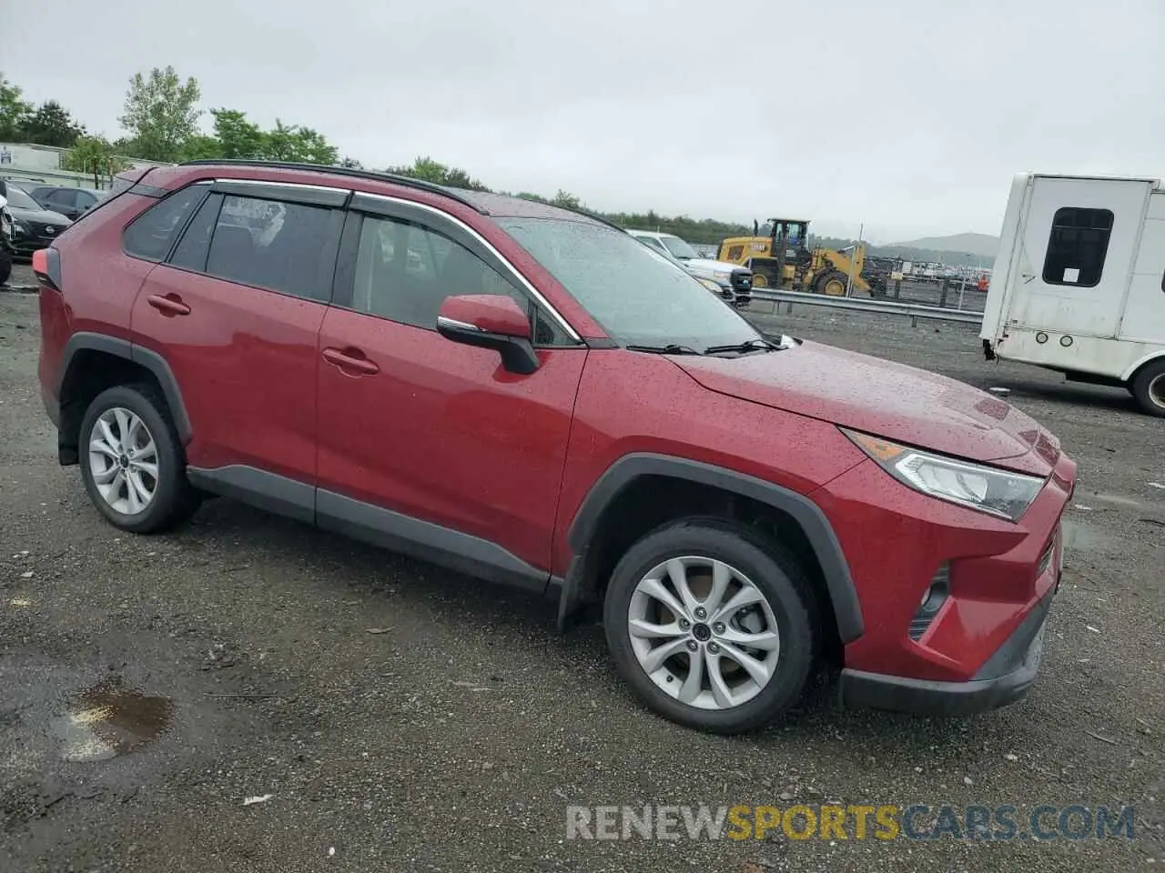 4 Photograph of a damaged car JTMP1RFV0KD021963 TOYOTA RAV4 2019