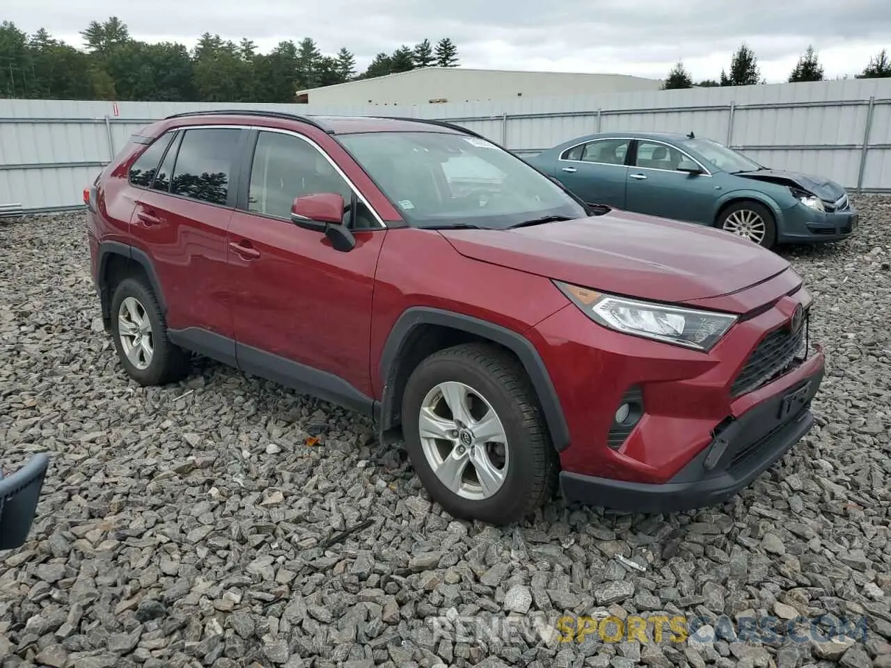4 Photograph of a damaged car JTMP1RFV0KD026581 TOYOTA RAV4 2019