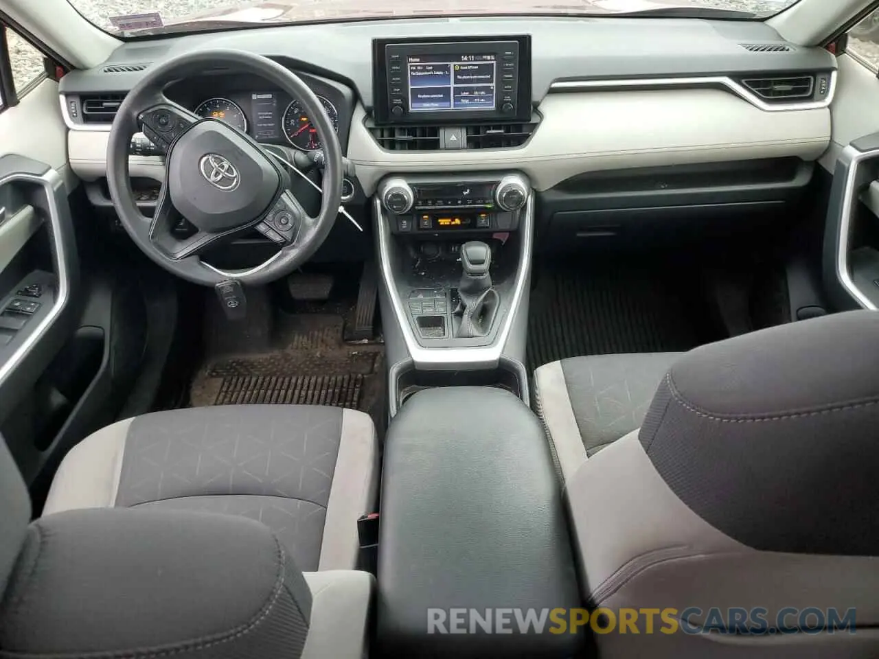 8 Photograph of a damaged car JTMP1RFV0KD026581 TOYOTA RAV4 2019