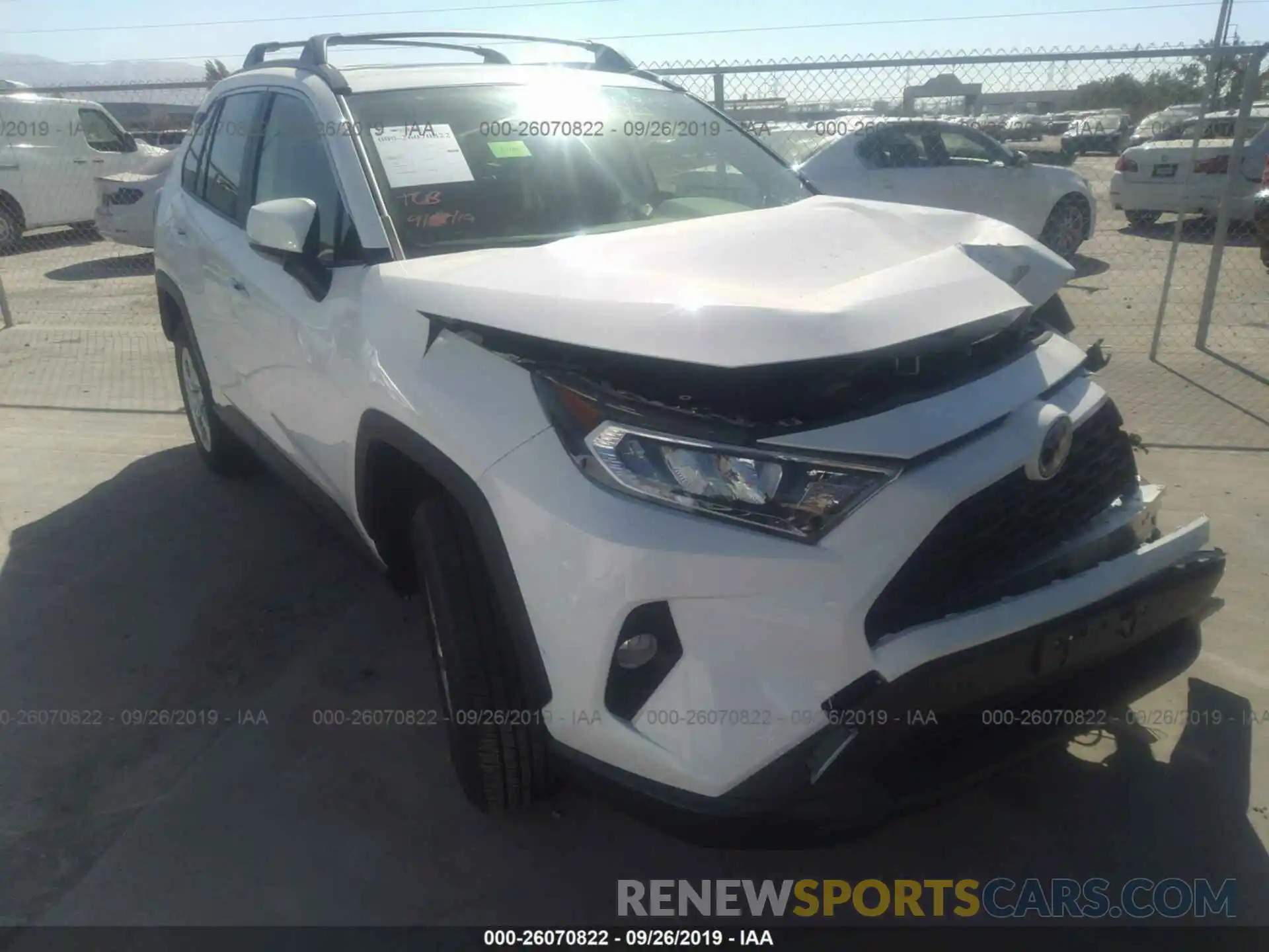 1 Photograph of a damaged car JTMP1RFV0KD034762 TOYOTA RAV4 2019