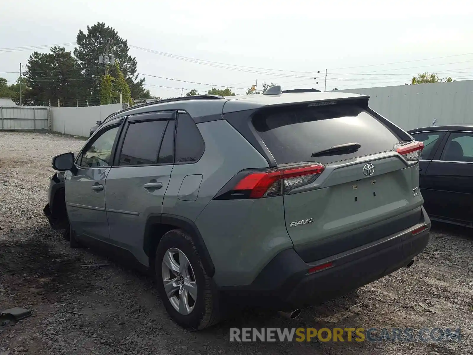 3 Photograph of a damaged car JTMP1RFV0KD036012 TOYOTA RAV4 2019