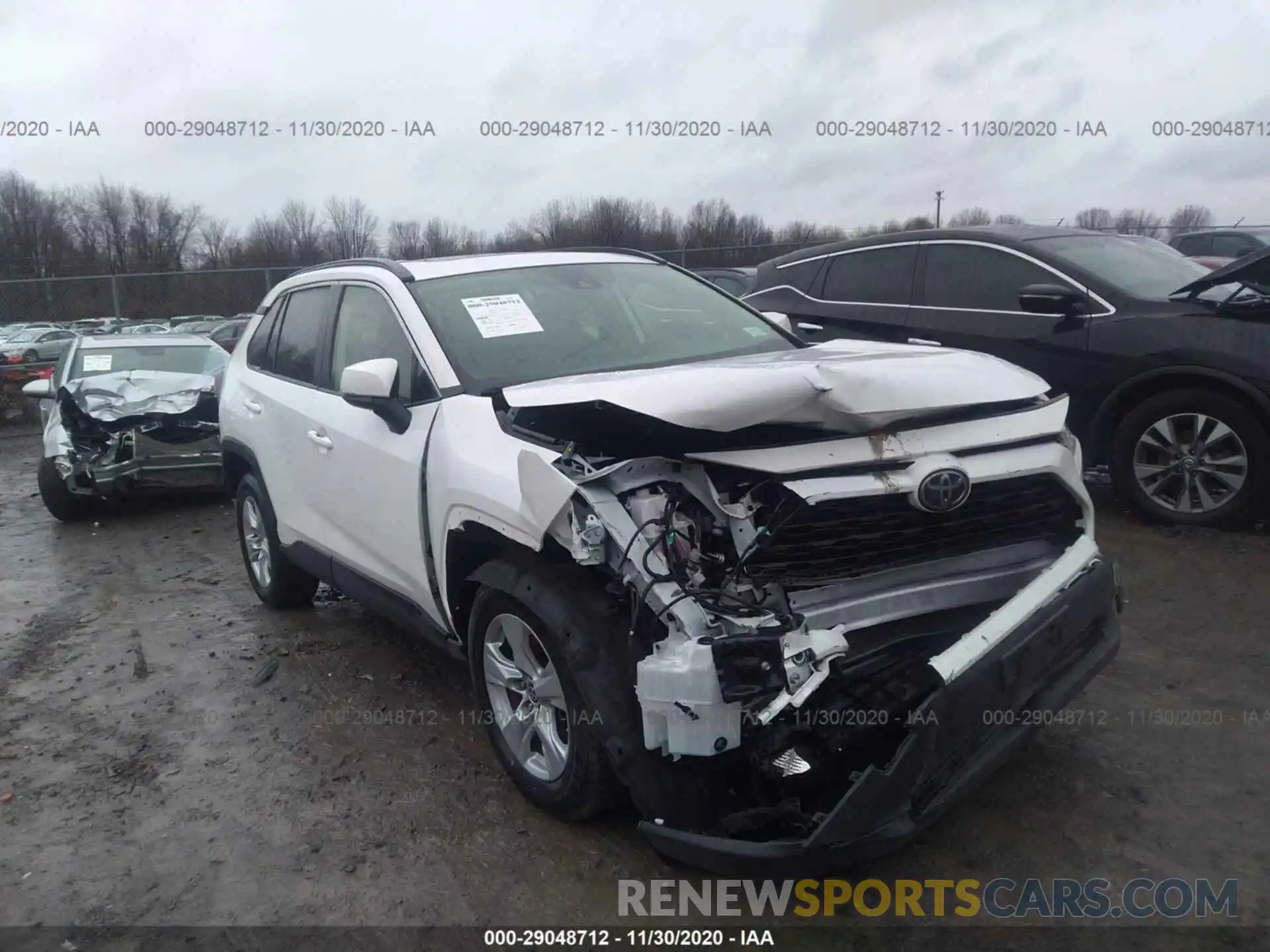 1 Photograph of a damaged car JTMP1RFV0KD043252 TOYOTA RAV4 2019