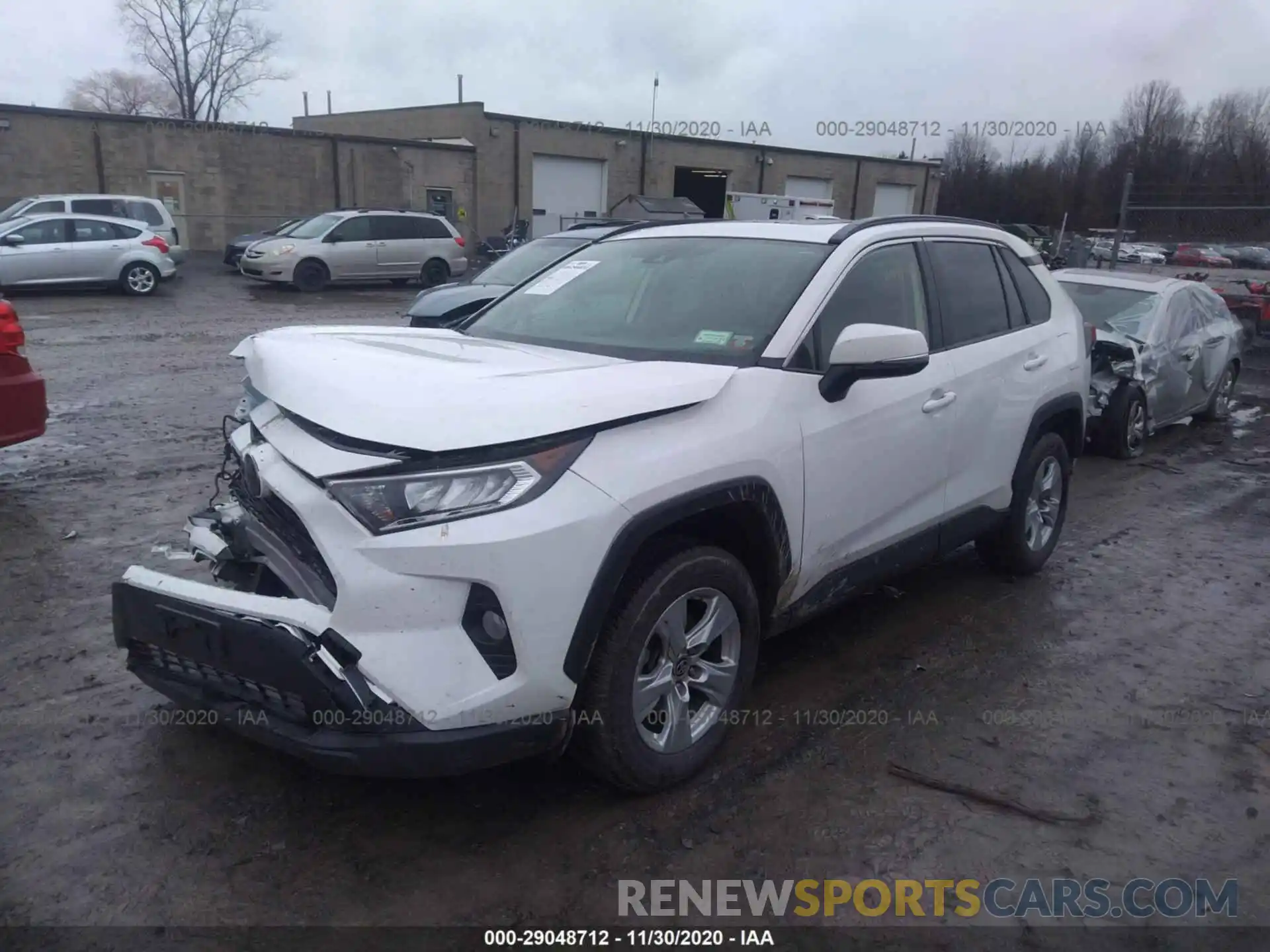 2 Photograph of a damaged car JTMP1RFV0KD043252 TOYOTA RAV4 2019