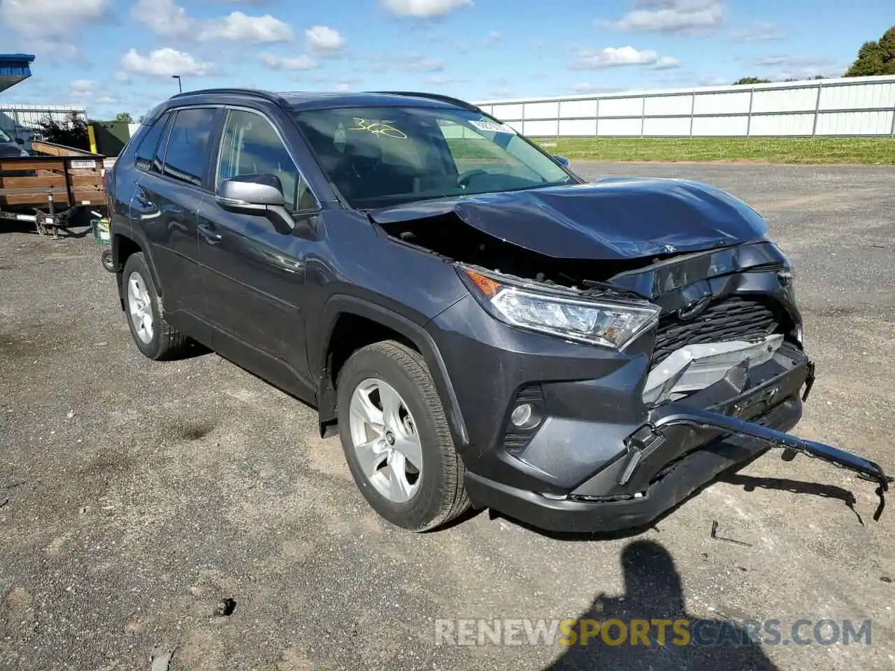 1 Photograph of a damaged car JTMP1RFV0KD504689 TOYOTA RAV4 2019