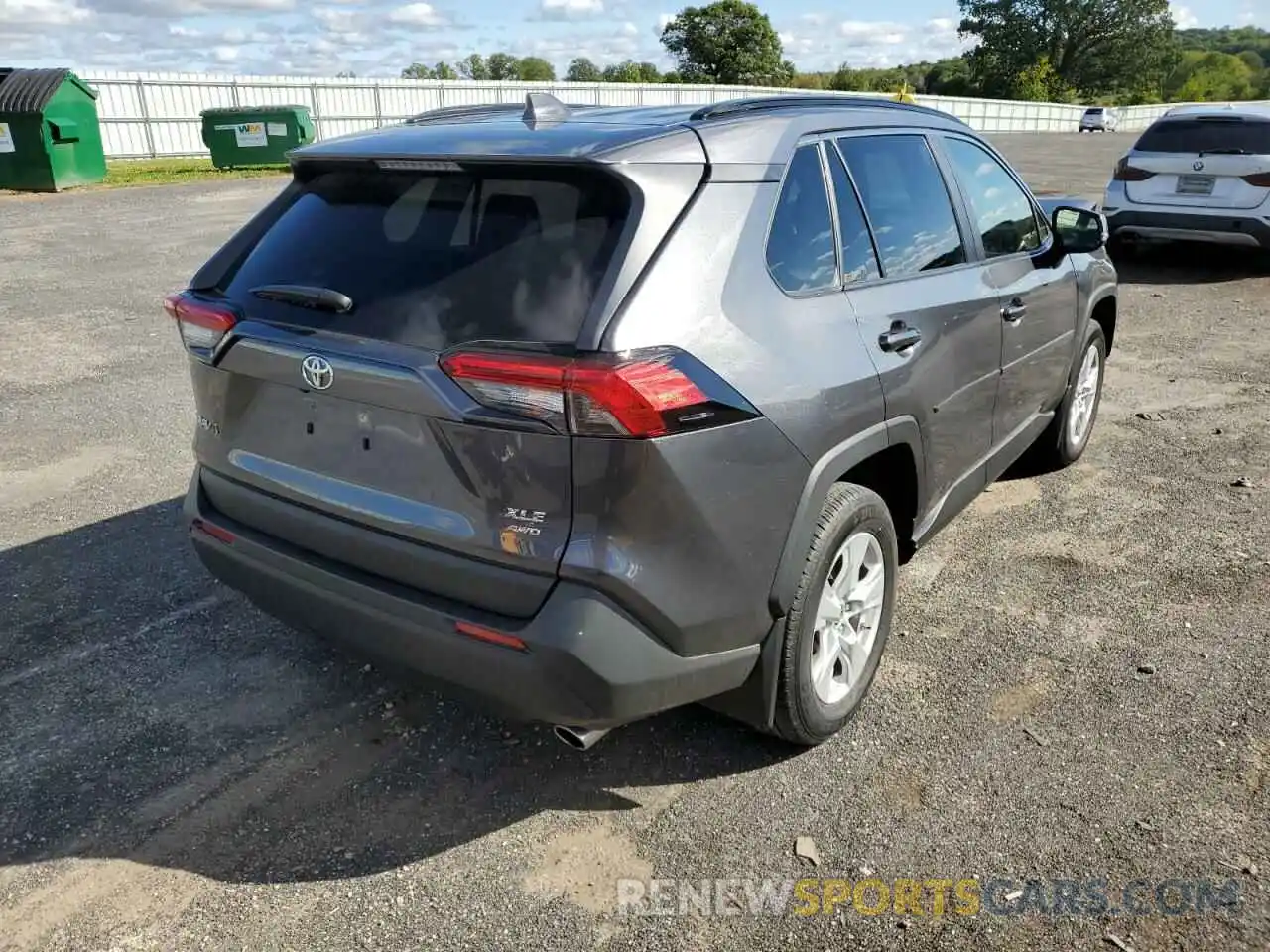 4 Photograph of a damaged car JTMP1RFV0KD504689 TOYOTA RAV4 2019