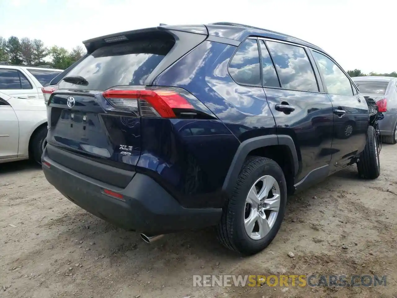 4 Photograph of a damaged car JTMP1RFV0KD506894 TOYOTA RAV4 2019