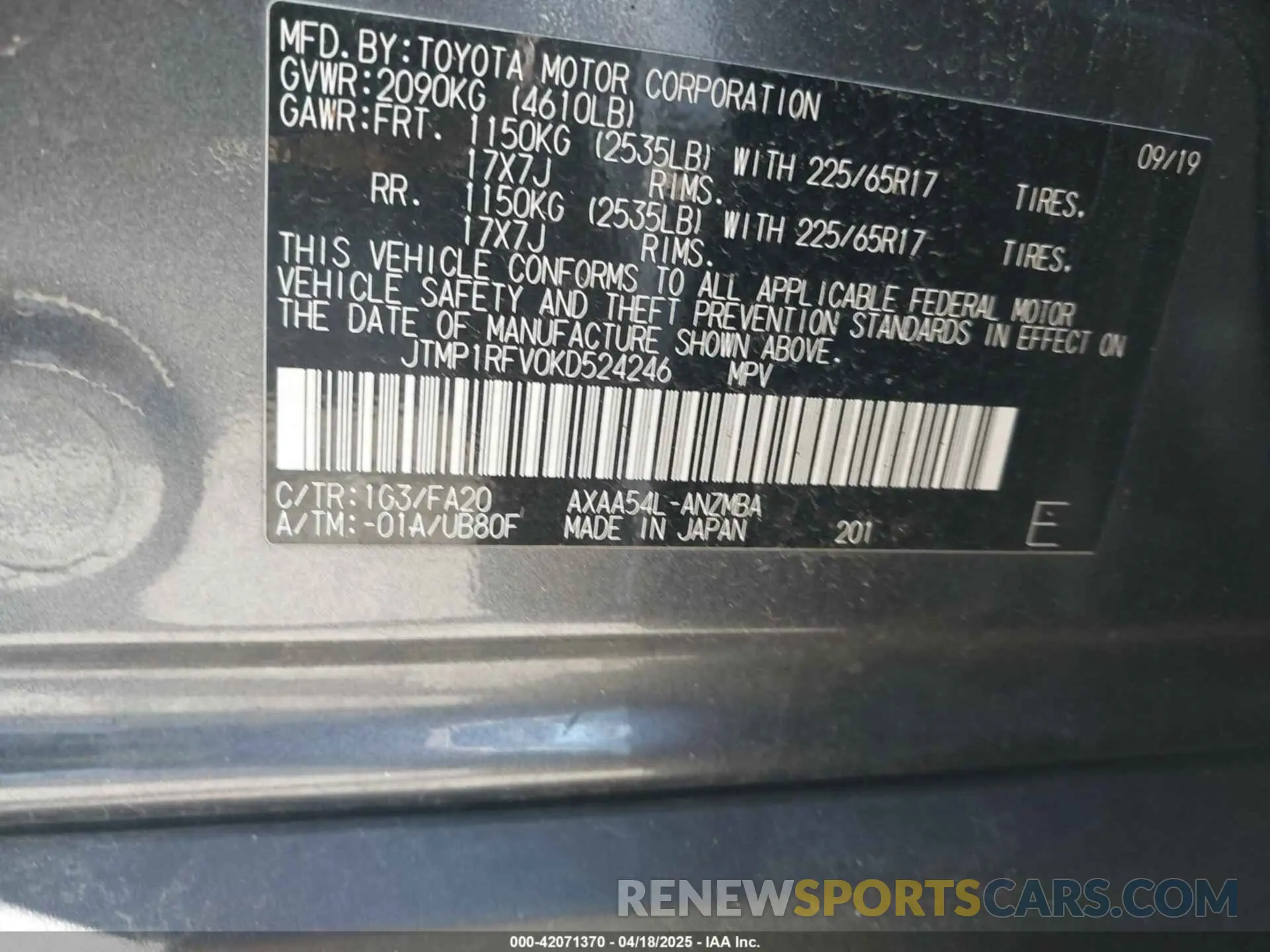 9 Photograph of a damaged car JTMP1RFV0KD524246 TOYOTA RAV4 2019