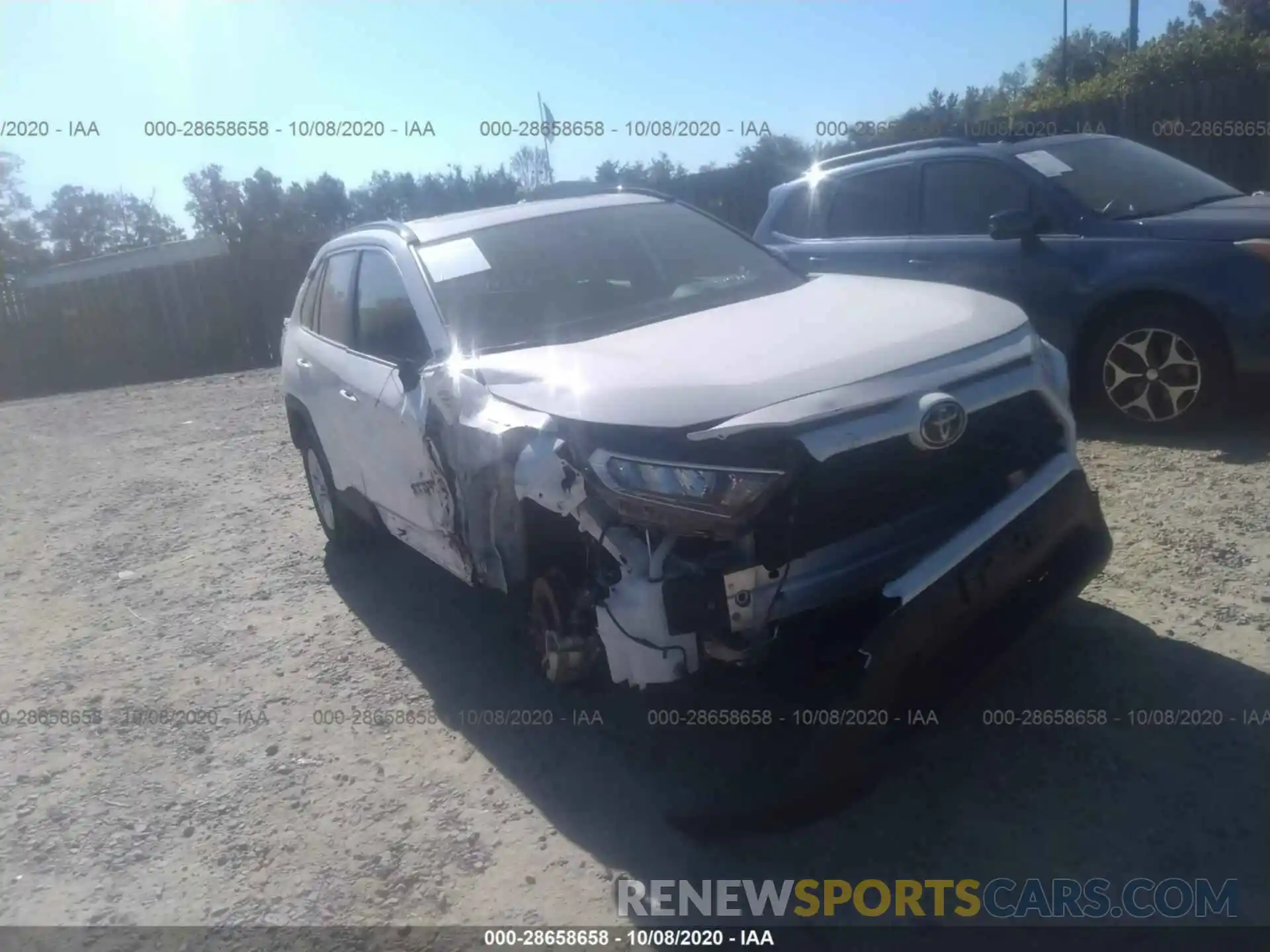 1 Photograph of a damaged car JTMP1RFV0KJ012522 TOYOTA RAV4 2019