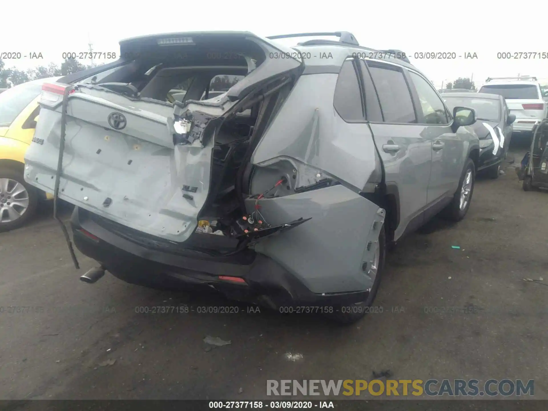 4 Photograph of a damaged car JTMP1RFV1KD013919 TOYOTA RAV4 2019