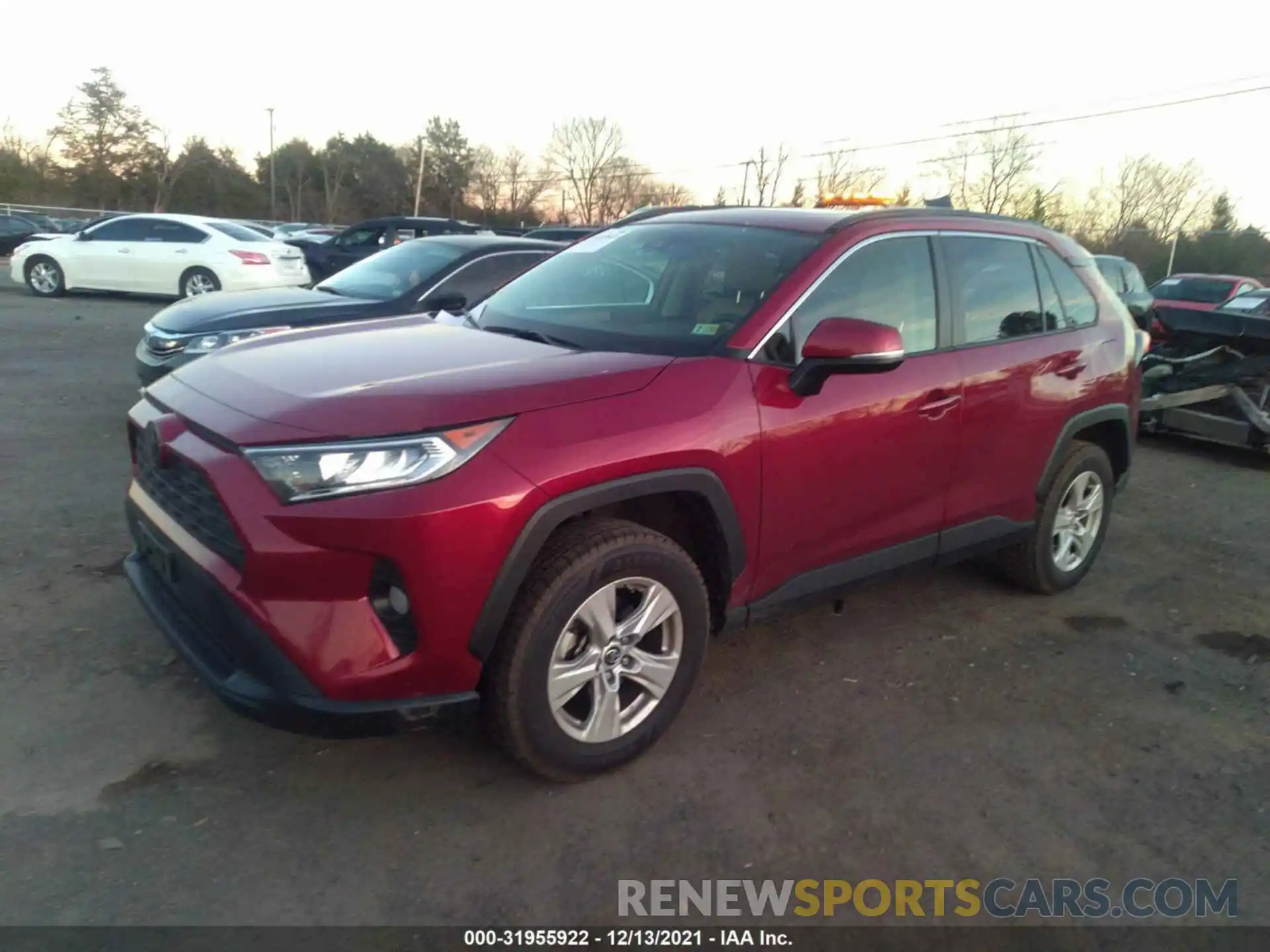 2 Photograph of a damaged car JTMP1RFV1KD022958 TOYOTA RAV4 2019