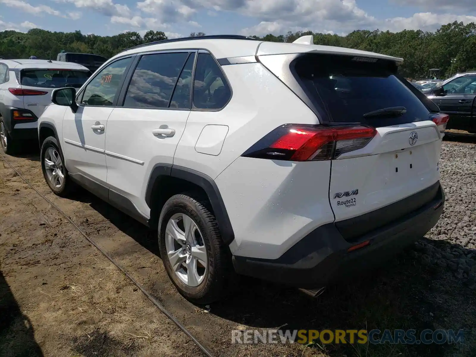 3 Photograph of a damaged car JTMP1RFV1KD025391 TOYOTA RAV4 2019