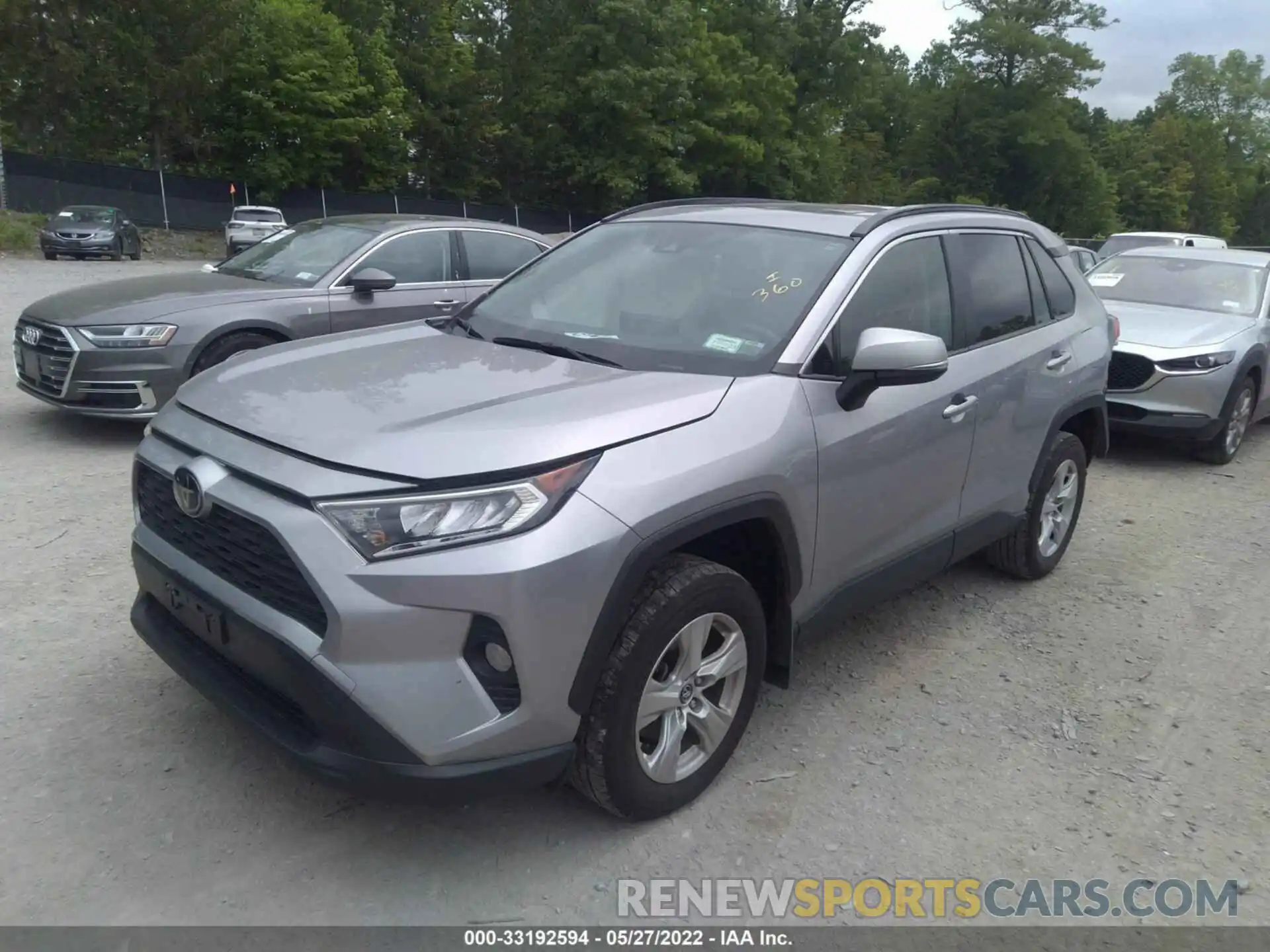 2 Photograph of a damaged car JTMP1RFV1KD027335 TOYOTA RAV4 2019