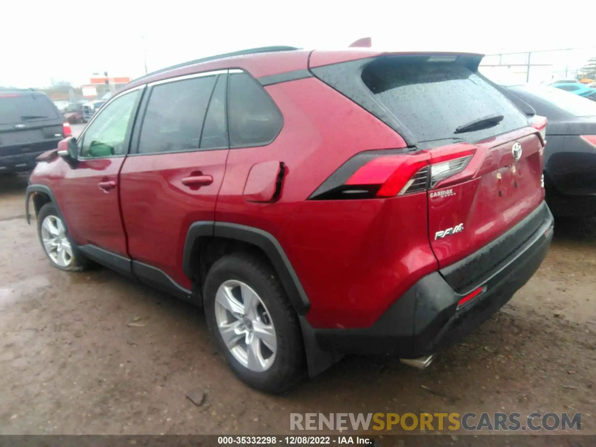 3 Photograph of a damaged car JTMP1RFV1KD039971 TOYOTA RAV4 2019