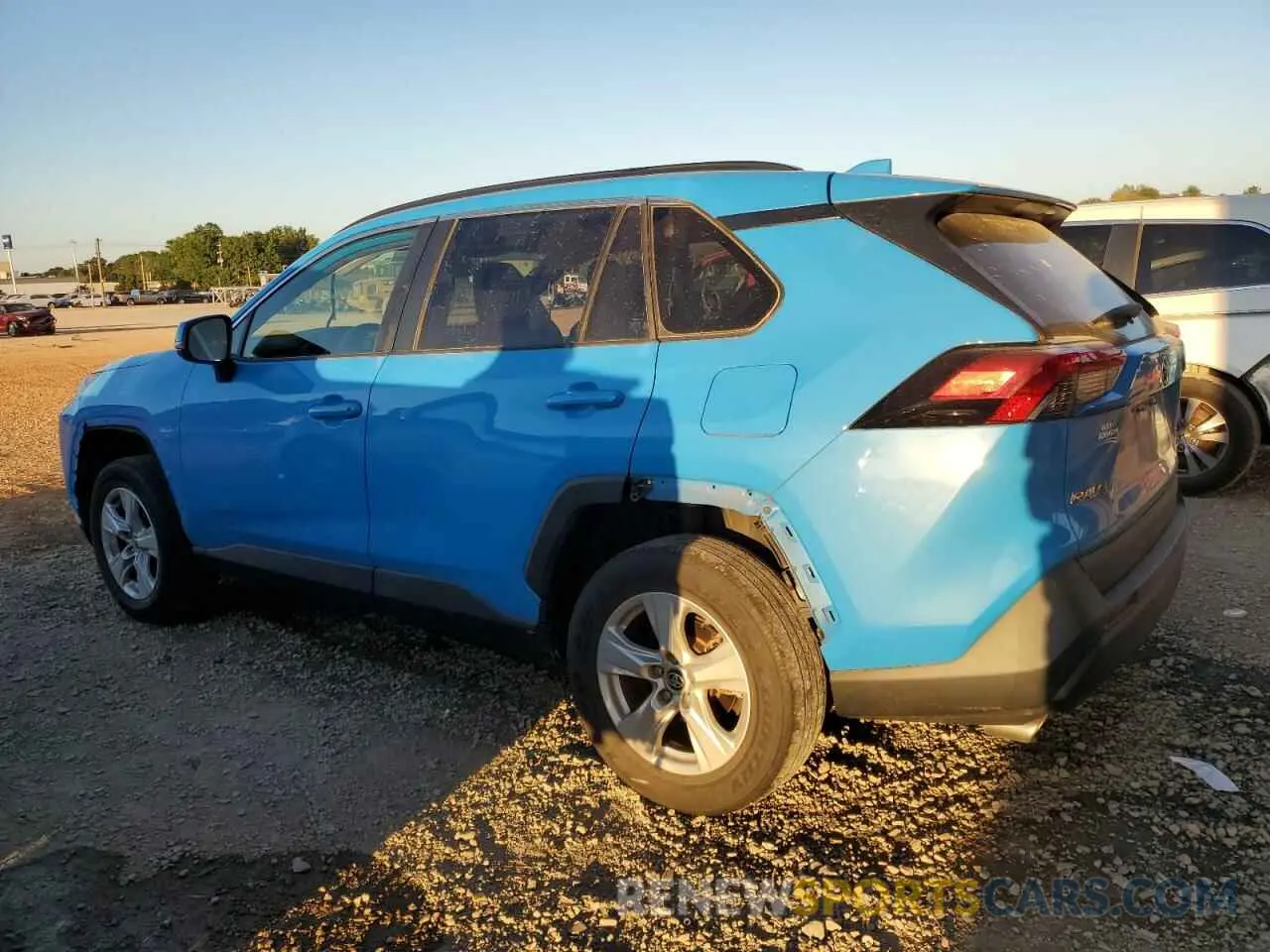 2 Photograph of a damaged car JTMP1RFV1KD506287 TOYOTA RAV4 2019