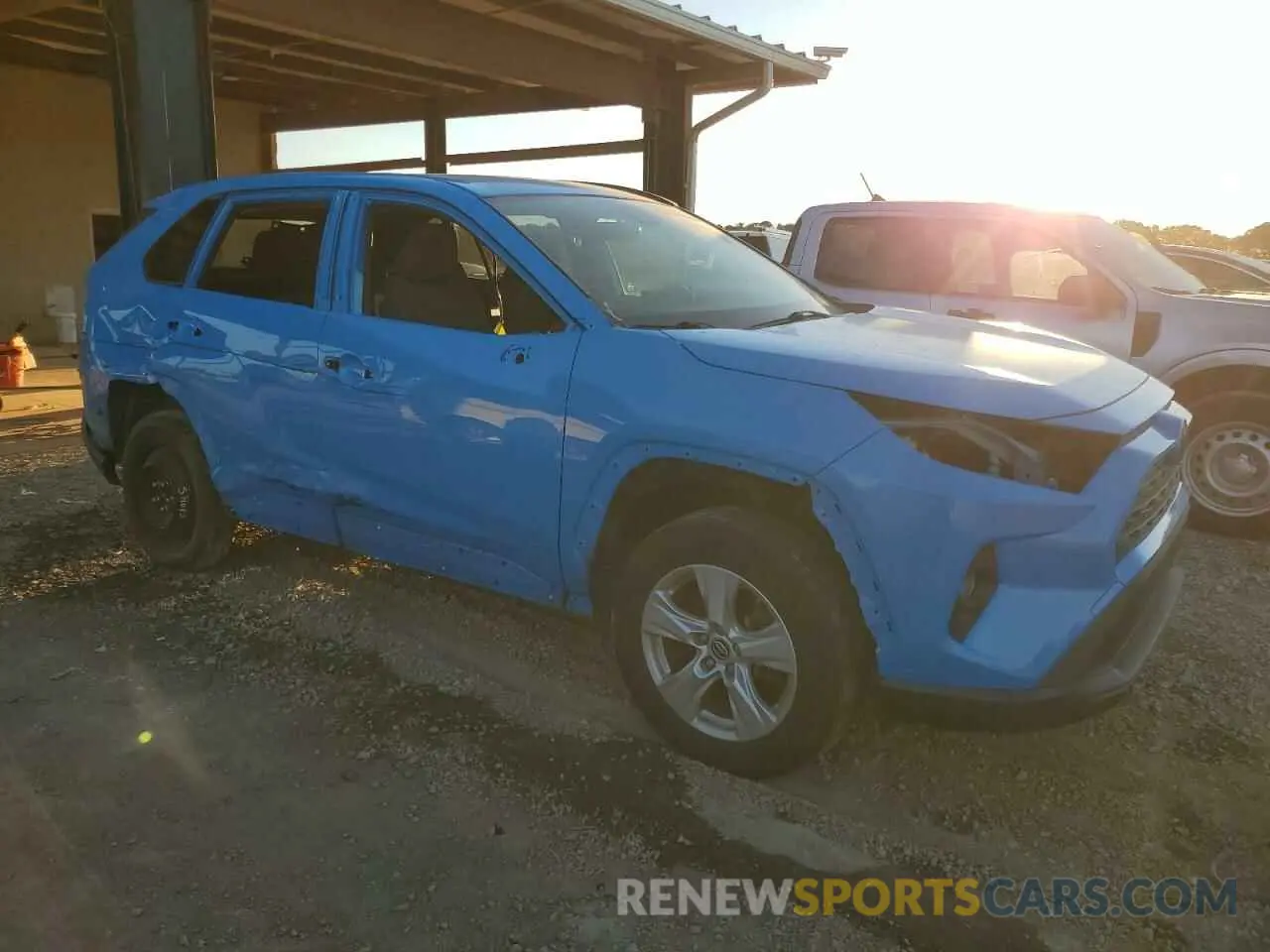 4 Photograph of a damaged car JTMP1RFV1KD506287 TOYOTA RAV4 2019