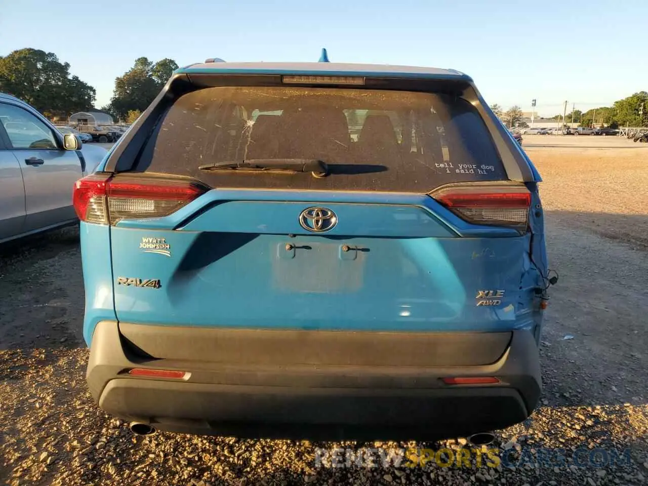 6 Photograph of a damaged car JTMP1RFV1KD506287 TOYOTA RAV4 2019