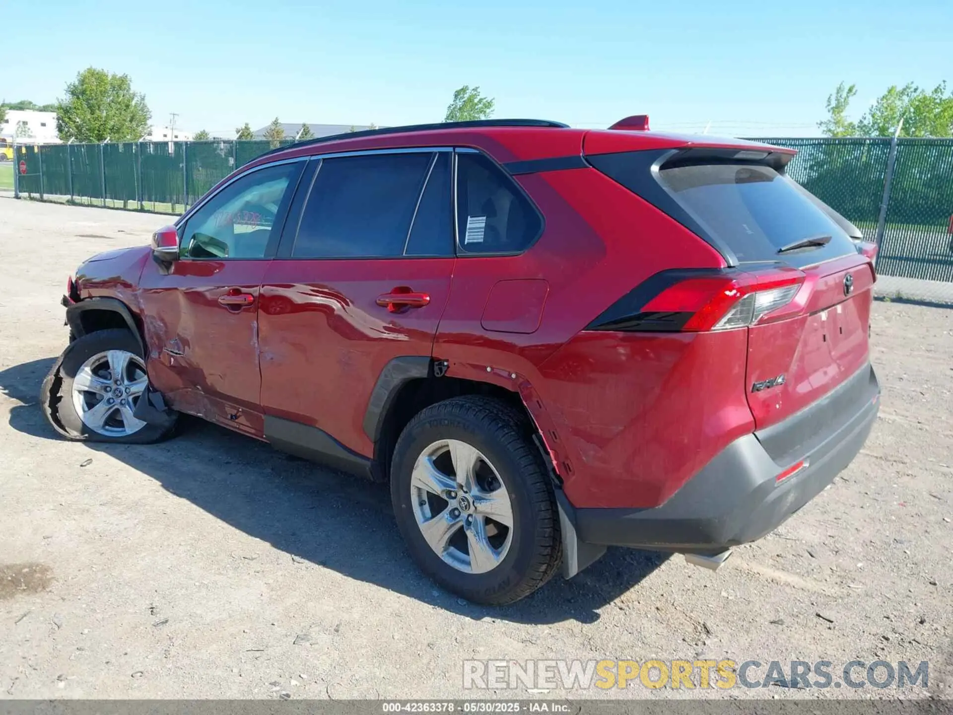 3 Photograph of a damaged car JTMP1RFV1KD521730 TOYOTA RAV4 2019