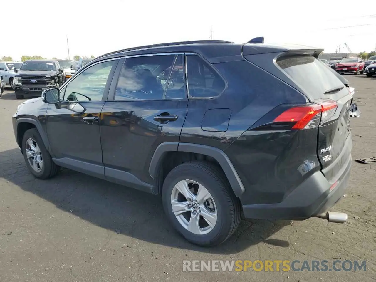 2 Photograph of a damaged car JTMP1RFV1KJ009371 TOYOTA RAV4 2019