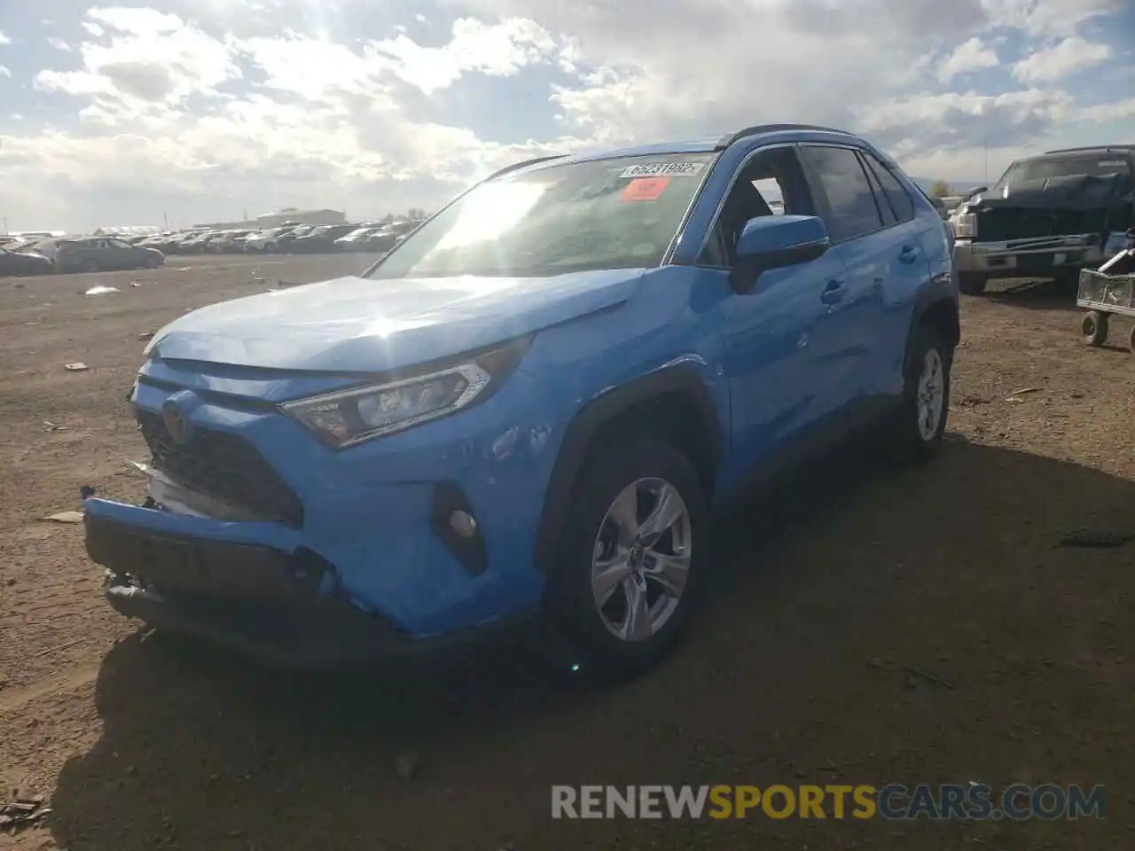 2 Photograph of a damaged car JTMP1RFV1KJ020547 TOYOTA RAV4 2019