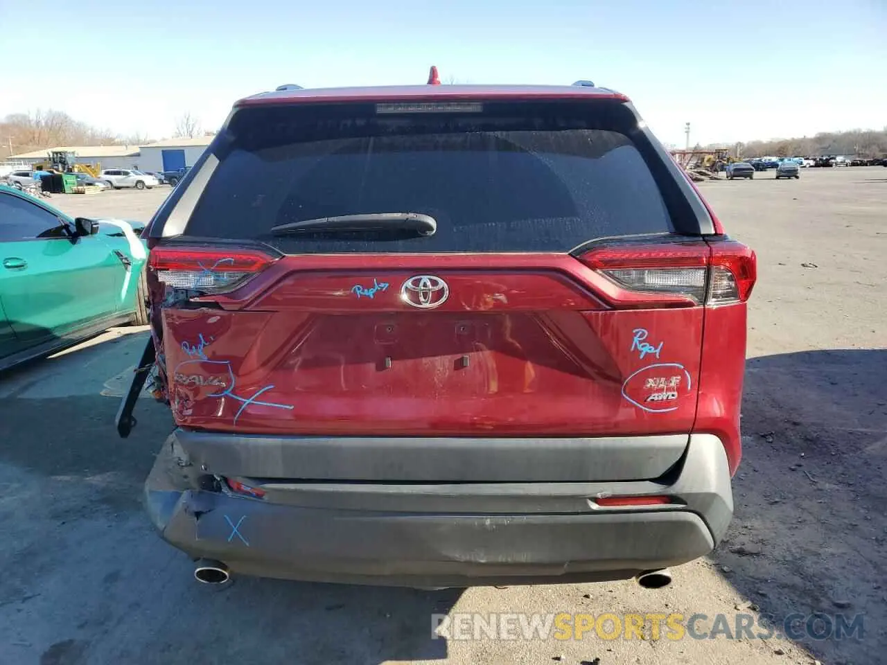 6 Photograph of a damaged car JTMP1RFV2KD039171 TOYOTA RAV4 2019