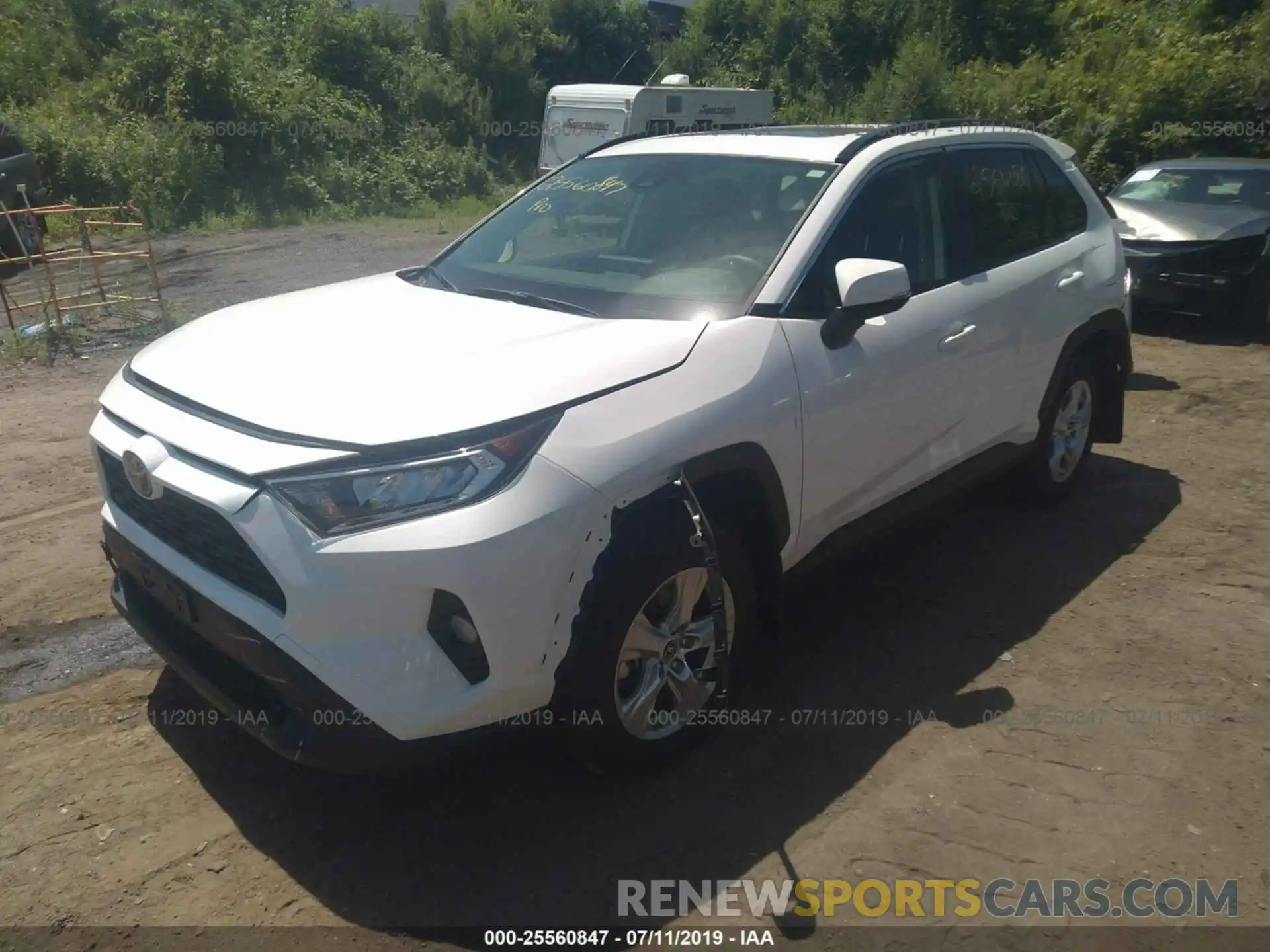 2 Photograph of a damaged car JTMP1RFV2KD512163 TOYOTA RAV4 2019